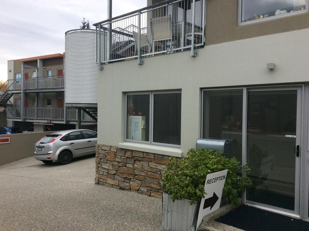 Wanaka Edge Apartments Esterno foto